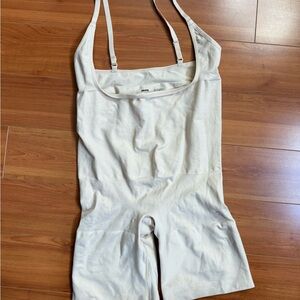 Skims Open Bust Shapewear Bodysuit